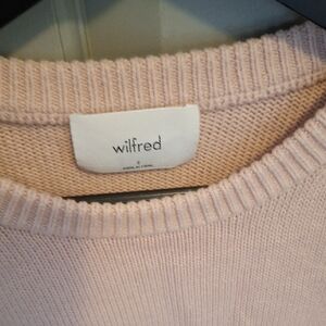 Wilfred Blush Crew Neck Sweater